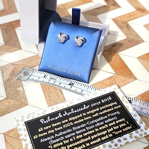 Sterling Silver Studs BRAND NEW ☆with the 🏷tags! - Picture 2 of 9
